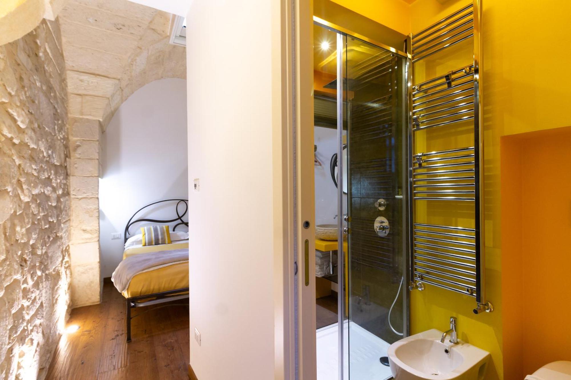 Le Nicchie Luxury Rooms Lecce Luaran gambar