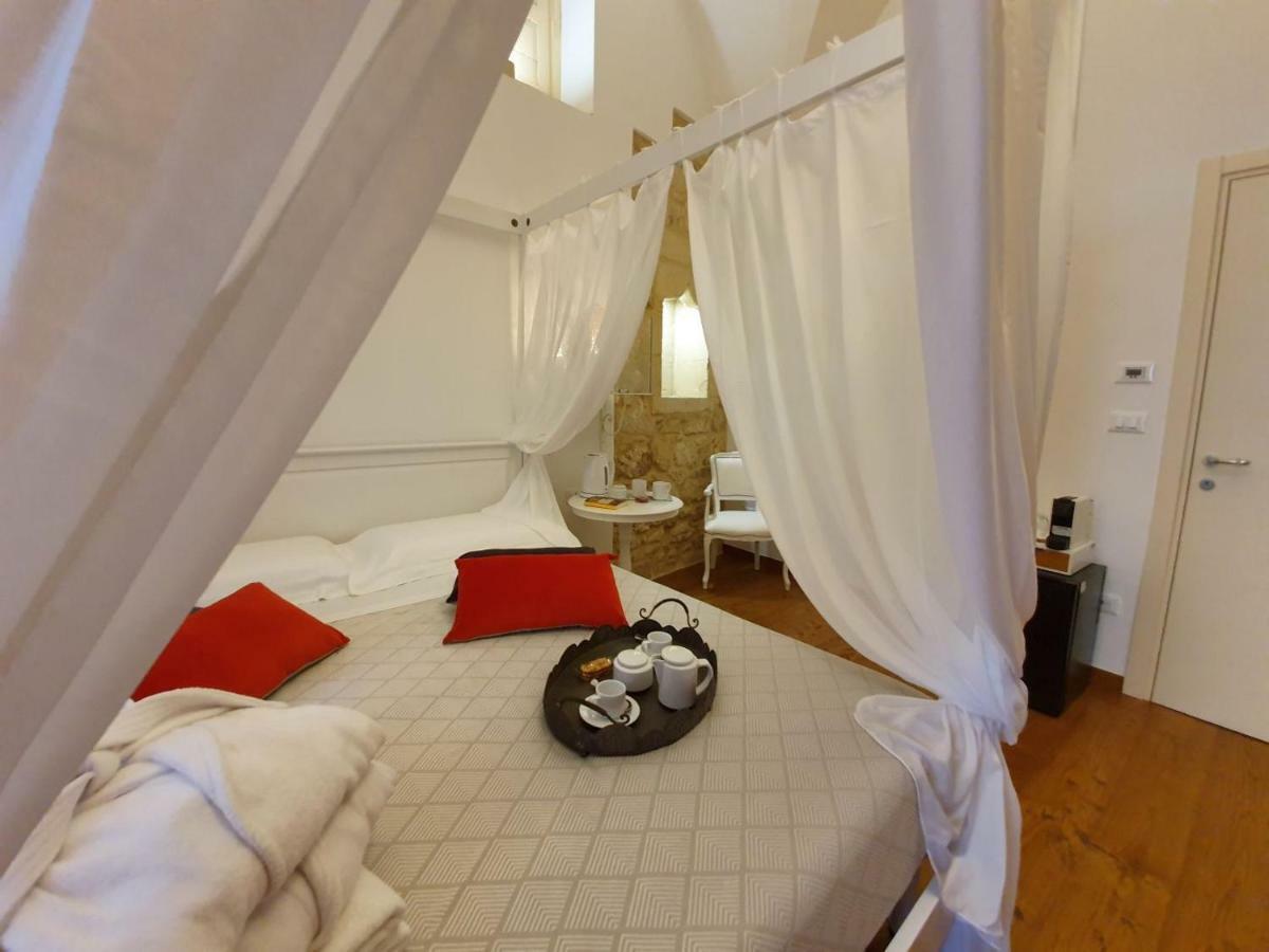 Le Nicchie Luxury Rooms Lecce Luaran gambar